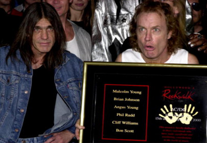 A banda durante a coletiva de imprensa na calçada da fama do rock. 16 de Setembro de 2000, Los Angeles, Califórnia, EUA.