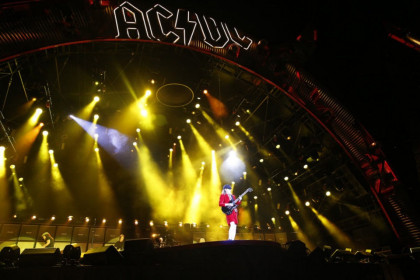 AC/DC durante apresentação no Metlife Stadium em East Rutherfor, no EUA. © Alex Remnick