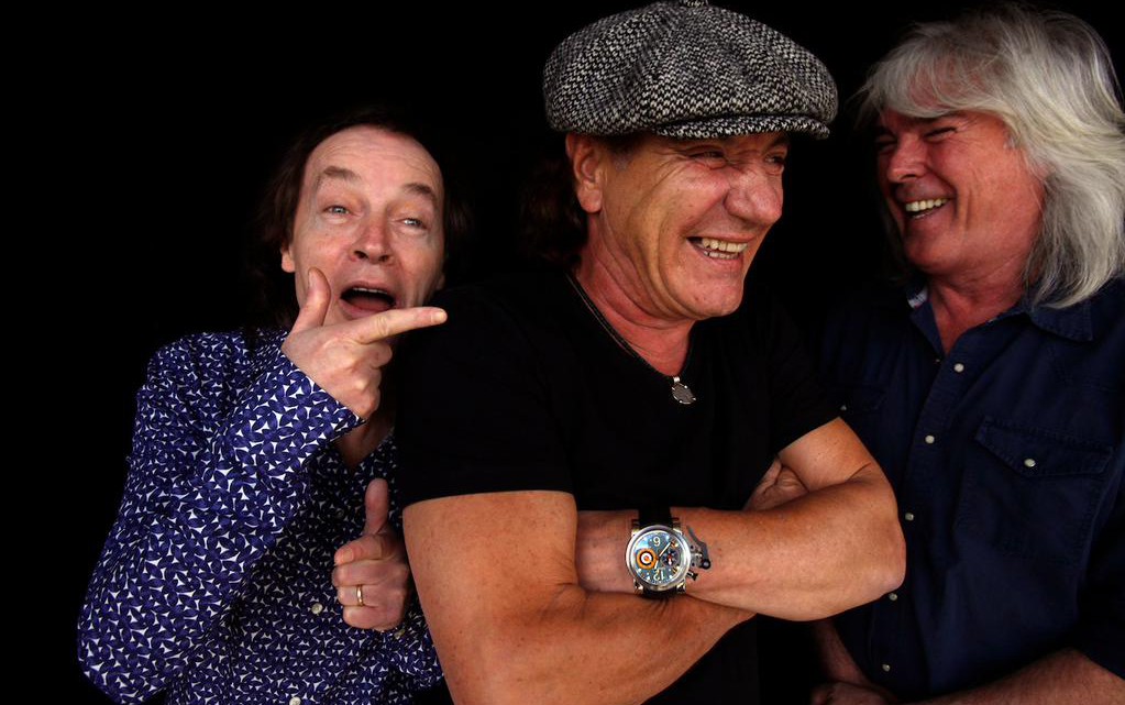 AC/DC. Angus Young, Brian Johnson e Cliff Williams.