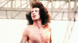 Bon Scott. AC/DC.