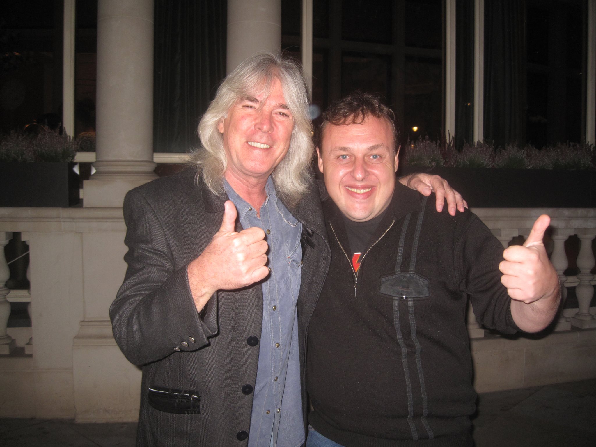 ACDC - Power Up TOUR - Página 16 Acdc-cliff-williams-and-jean-london-2014