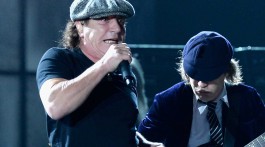 Brian Johnson e Angus Young. Grammy 2015
